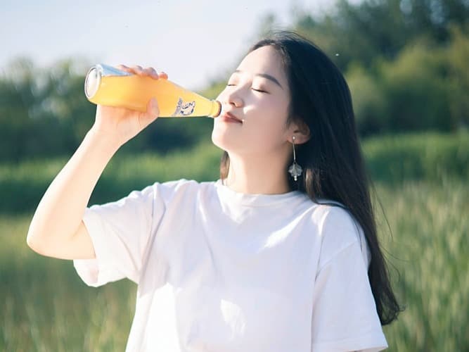 怦然夏日篇海报